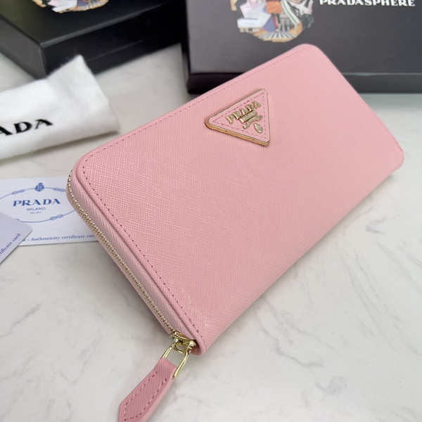 プラダ財布コピー背面デザイン